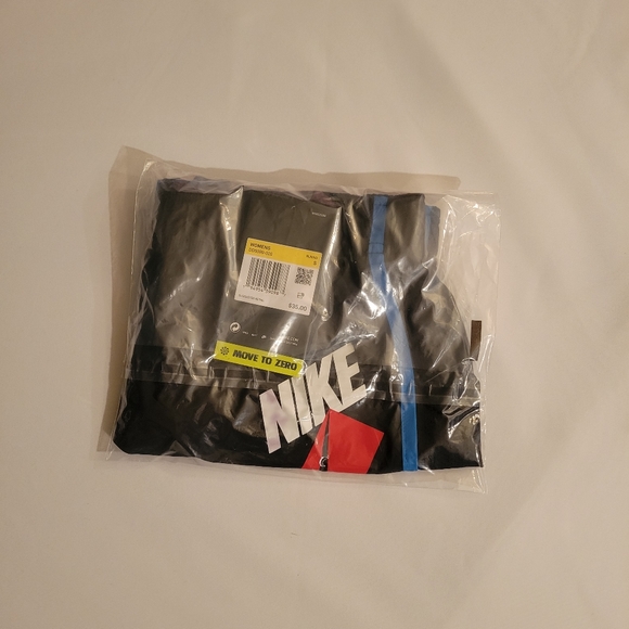 Nike Women's Tempo Shorts (Small) - Picture 2 of 2